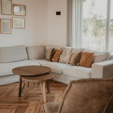 Nieuw Landelijk Vakantiehuis Aan Zee โอชต์คาเปลเล ภายนอก รูปภาพ