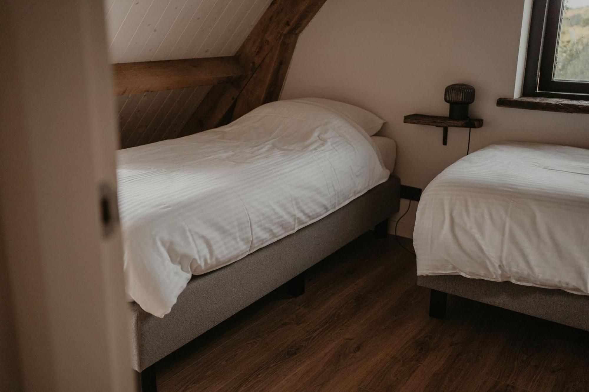 Nieuw Landelijk Vakantiehuis Aan Zee โอชต์คาเปลเล ภายนอก รูปภาพ