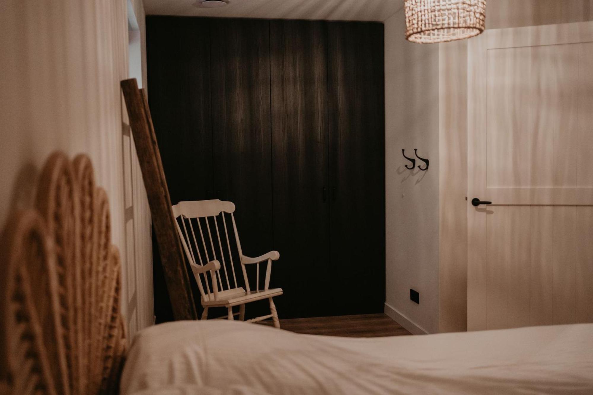 Nieuw Landelijk Vakantiehuis Aan Zee โอชต์คาเปลเล ภายนอก รูปภาพ